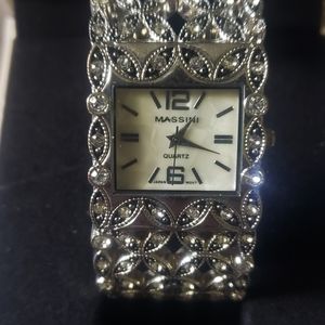 Vintage lattice bracelet watch